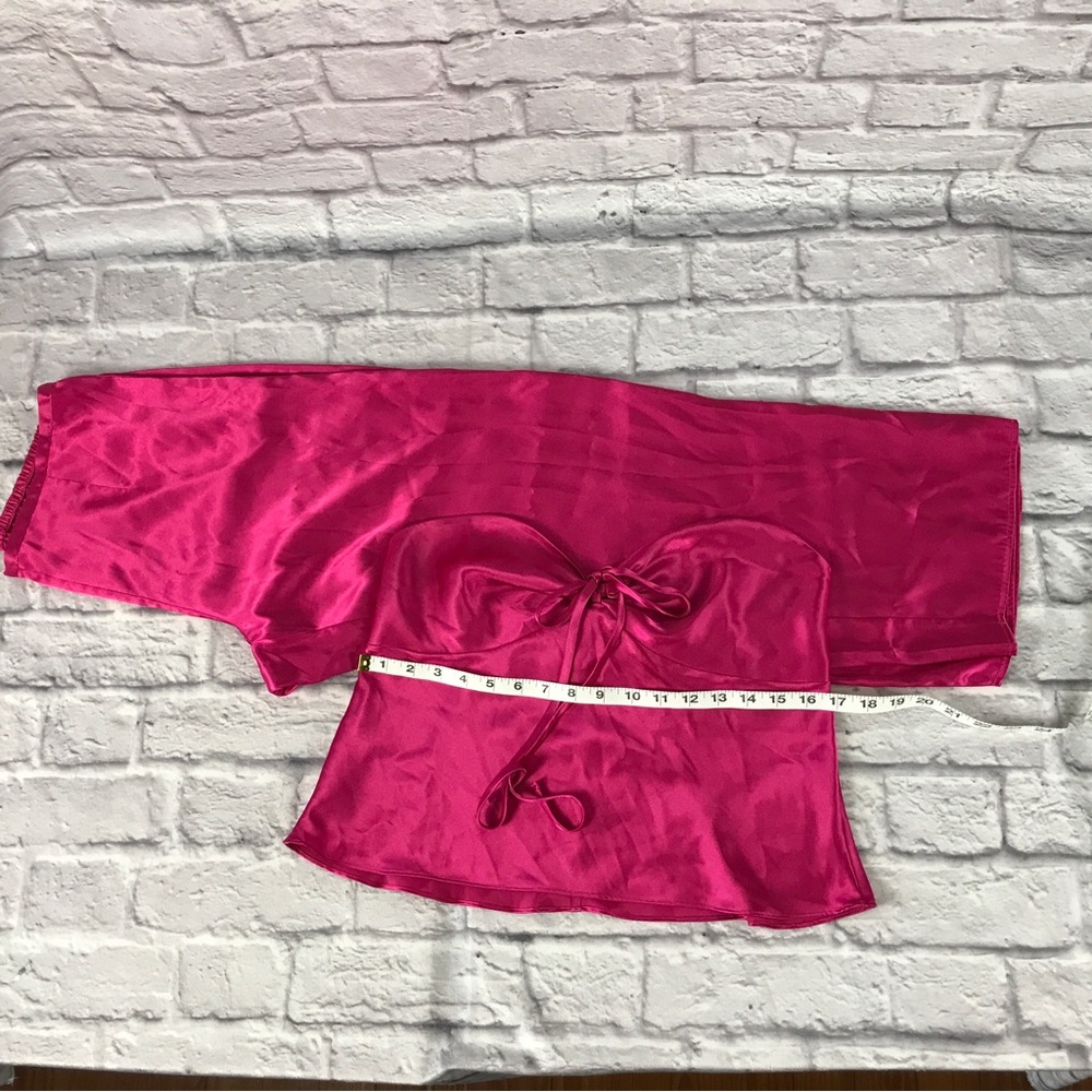 🎉 Host Pick! 🎉 Vintage NWOT Victoria’s Secret‎ Pajamas Satin Barbie Pink - Picture 7 of 14